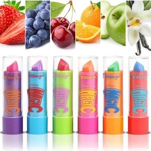 - Lápiz labial mágico de 24 horas hecho con aloe vera